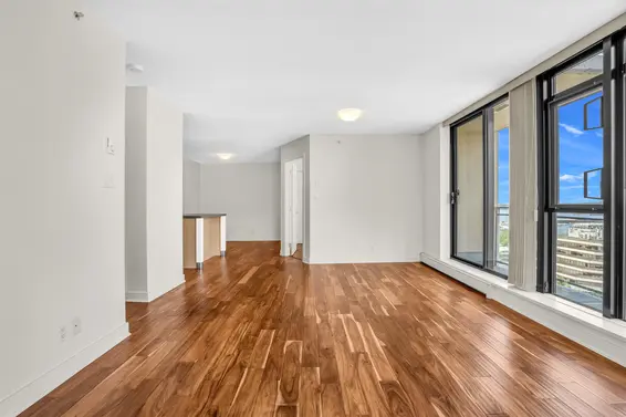 1206 155 West 1 Street, North Vancouver For Sale - image 6