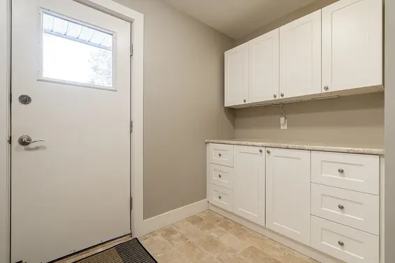 1588 Lynn Valley Road, North Vancouver For Sale - image 23