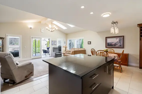 1588 Lynn Valley Road, North Vancouver For Sale - image 5