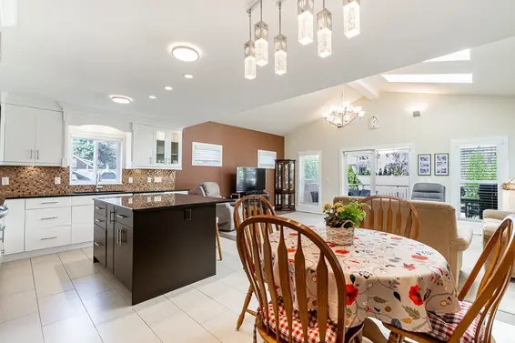 1588 Lynn Valley Road, North Vancouver For Sale - image 6