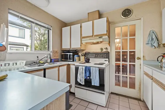 1621 Fell Avenue, North Vancouver For Sale - image 12