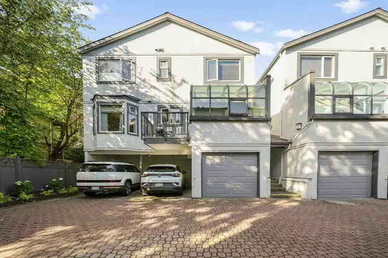 1621 Fell Avenue, North Vancouver For Sale - image 2