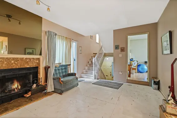 1621 Fell Avenue, North Vancouver For Sale - image 7