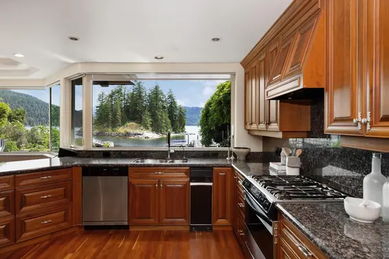 4625 Strathcona Road, North Vancouver For Sale - image 17