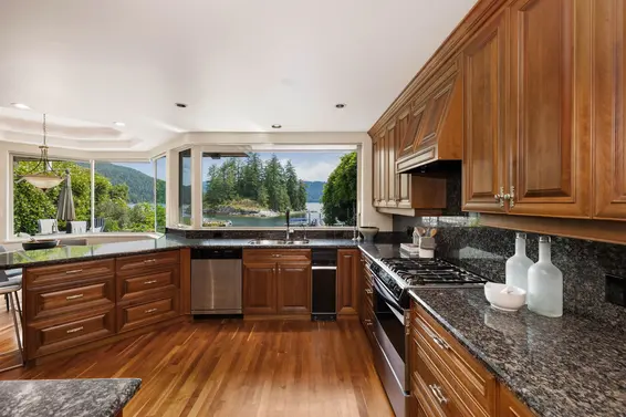 4625 Strathcona Road, North Vancouver For Sale - image 18