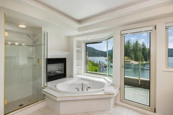 4625 Strathcona Road, North Vancouver For Sale - image 33