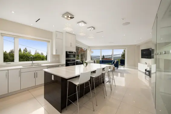 4716 Skyline Drive, North Vancouver For Sale - image 13