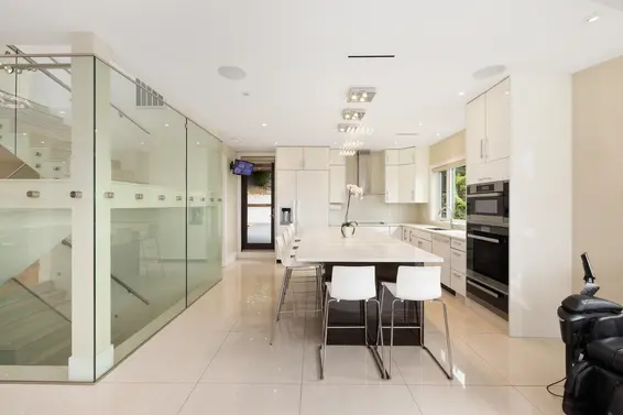 4716 Skyline Drive, North Vancouver For Sale - image 16