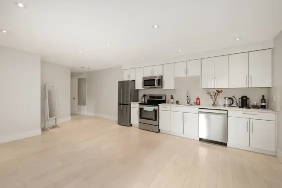 4716 Skyline Drive, North Vancouver For Sale - image 39