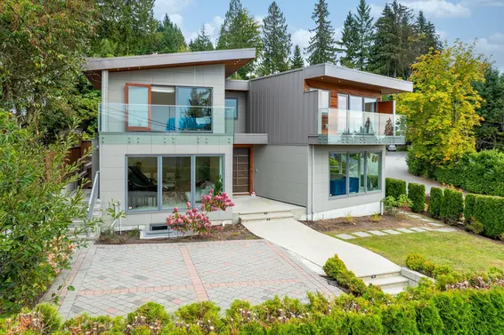 4716 Skyline Drive, North Vancouver For Sale - image 6