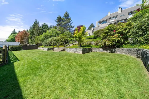 202 1000 Bowron Court, North Vancouver For Sale - image 33