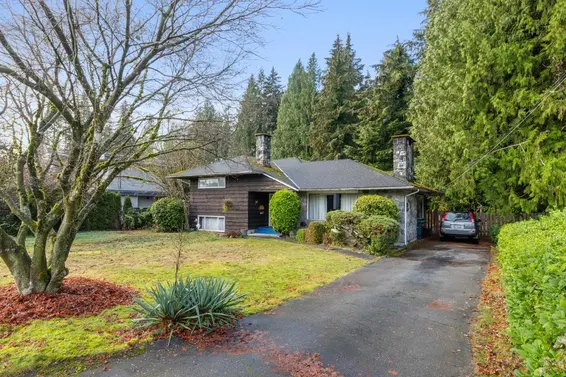 4275 Lions Avenue, North Vancouver