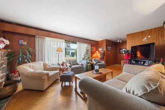 4275 Lions Avenue, North Vancouver For Sale - image 5
