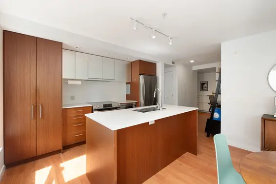 316 221 East 3rd Street, North Vancouver For Sale - image 9