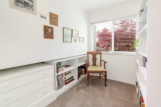 3298 Mahon Avenue, North Vancouver For Sale - image 10