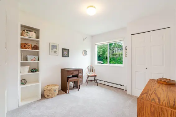 3298 Mahon Avenue, North Vancouver For Sale - image 17