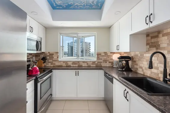 1202 130 East 2nd Street, North Vancouver For Sale - image 5