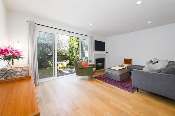 36 1910 Cedar Village Crescent, North Vancouver For Sale - image 10
