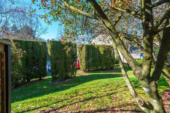 36 1910 Cedar Village Crescent, North Vancouver For Sale - image 32