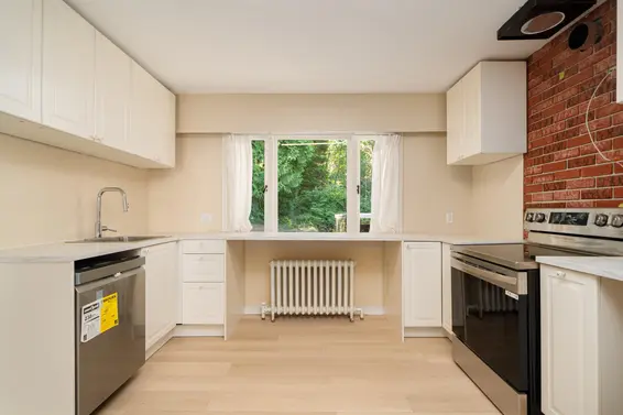 1371 Mathers Avenue, West Vancouver For Sale - image 13