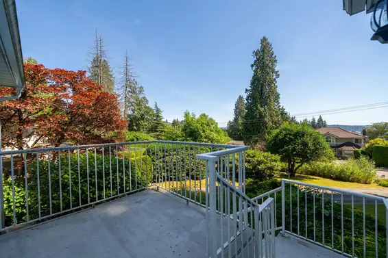 1371 Mathers Avenue, West Vancouver For Sale - image 3
