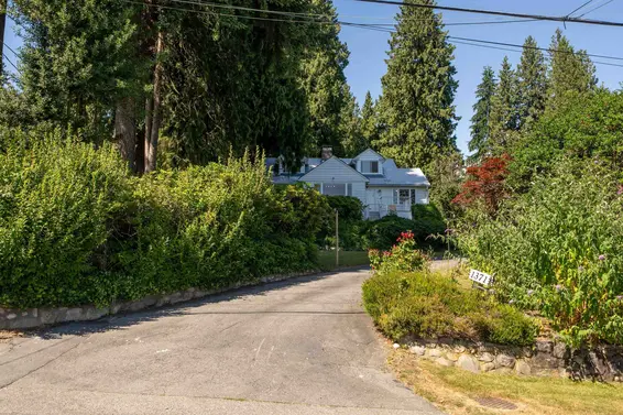 1371 Mathers Avenue, West Vancouver For Sale - image 34