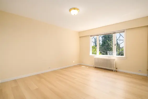 1371 Mathers Avenue, West Vancouver For Sale - image 5