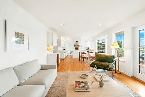 2372 Kings Avenue, West Vancouver For Sale - image 11