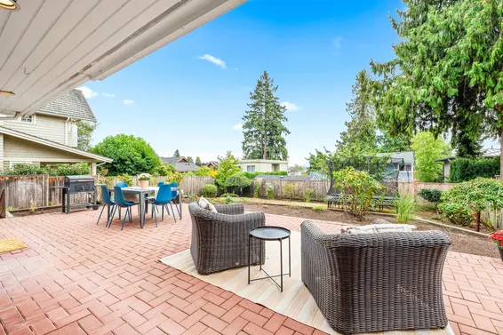 2372 Kings Avenue, West Vancouver For Sale - image 14