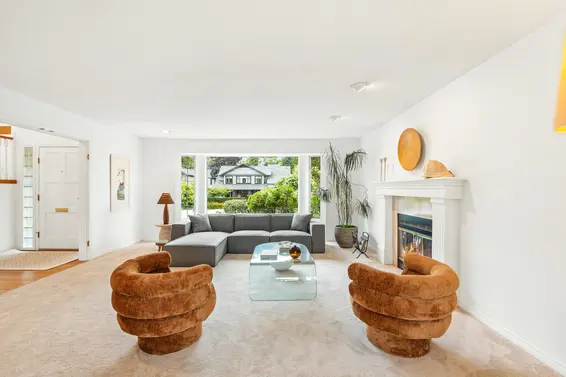 2372 Kings Avenue, West Vancouver For Sale - image 4