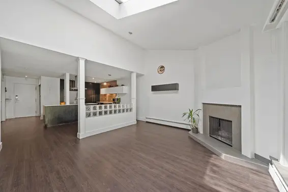 304 141 West 13th Street, North Vancouver For Sale - image 5