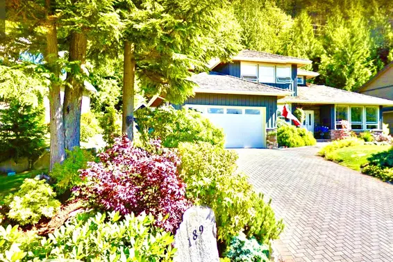 189 Stonegate Drive, Furry Creek For Sale - image 3