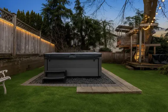 4158 Mt Seymour Parkway, North Vancouver For Sale - image 3