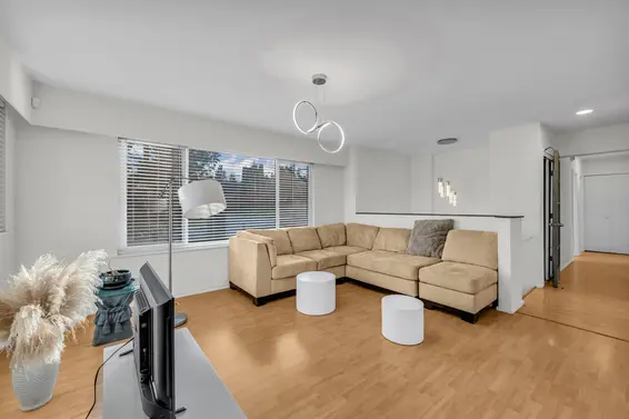 4158 Mt Seymour Parkway, North Vancouver For Sale - image 5