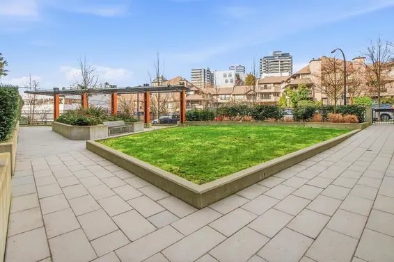 118 108 East 8th Street, North Vancouver For Sale - image 3