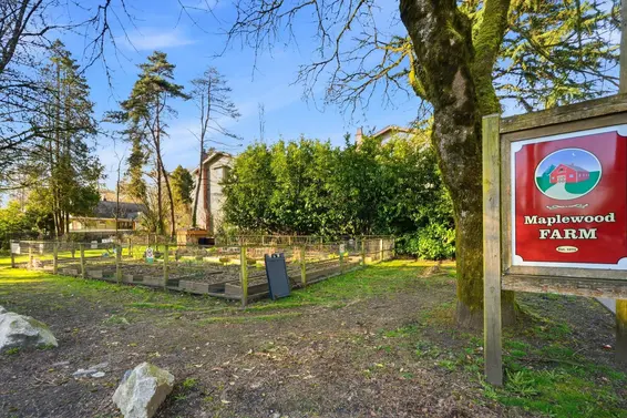 54 433 Seymour River Place, North Vancouver For Sale - image 5