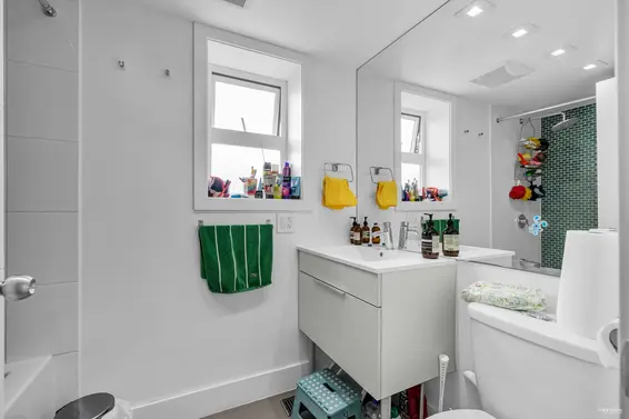 857 East 12th Street, North Vancouver For Sale - image 24