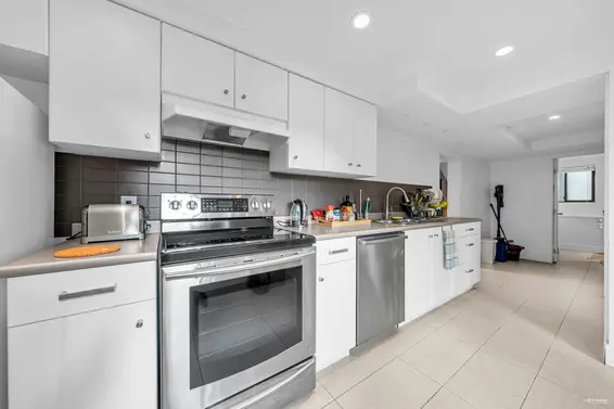 857 East 12th Street, North Vancouver For Sale - image 26