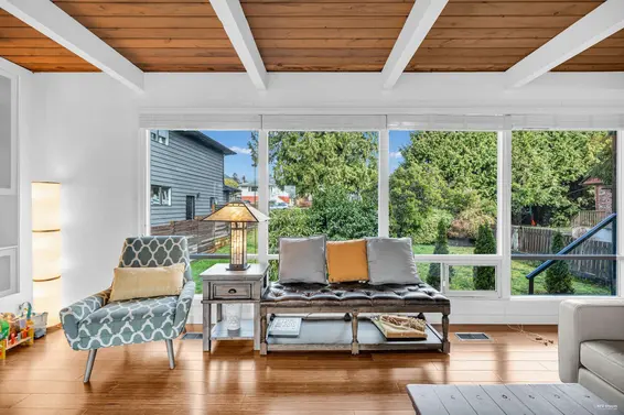 857 East 12th Street, North Vancouver For Sale - image 3
