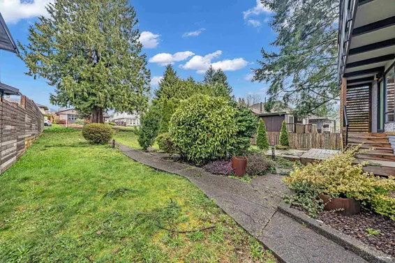 857 East 12th Street, North Vancouver For Sale - image 38