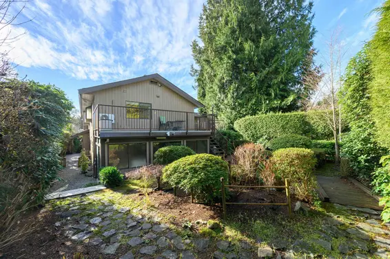 1720 Scott Road, North Vancouver For Sale - image 12
