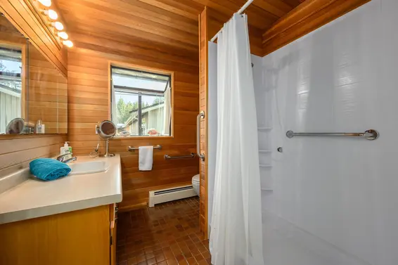 1720 Scott Road, North Vancouver For Sale - image 15