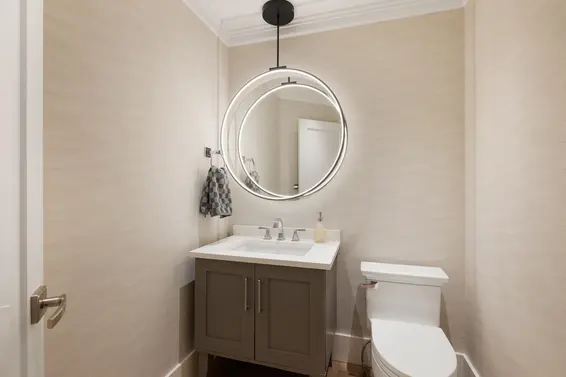 977 Melbourne Avenue, North Vancouver For Sale - image 18