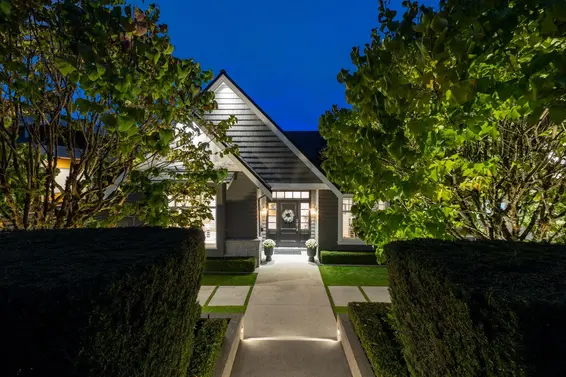 977 Melbourne Avenue, North Vancouver For Sale - image 36