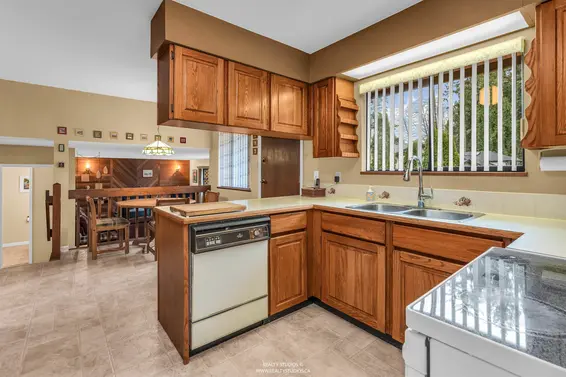 2310 Magnussen Place, North Vancouver For Sale - image 18