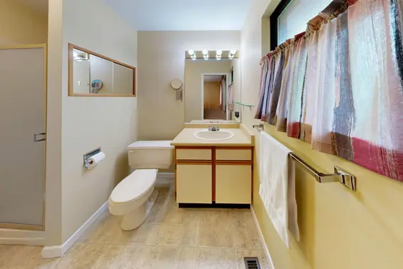 2310 Magnussen Place, North Vancouver For Sale - image 32