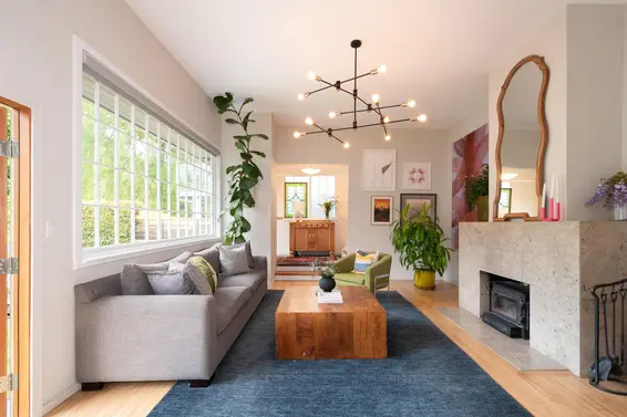 6744 Dufferin Avenue, West Vancouver For Sale - image 2