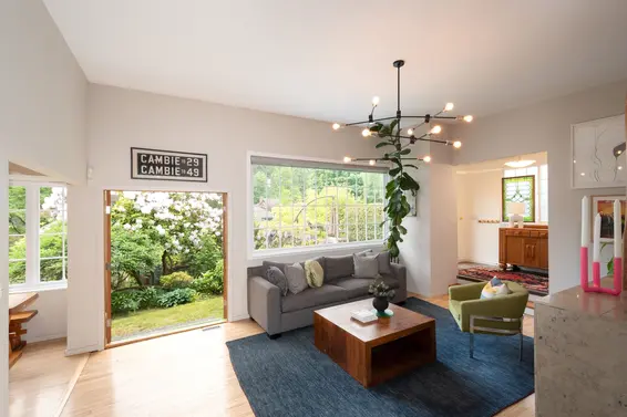 6744 Dufferin Avenue, West Vancouver For Sale - image 3