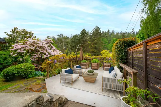 6744 Dufferin Avenue, West Vancouver For Sale - image 32