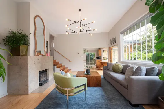 6744 Dufferin Avenue, West Vancouver For Sale - image 4